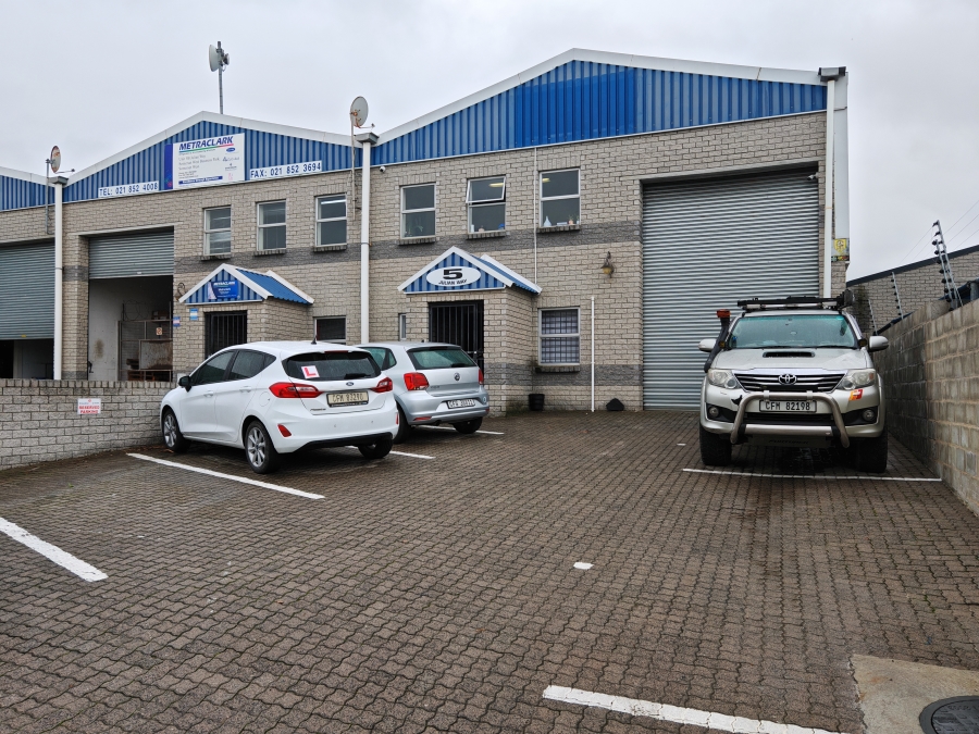 To Let commercial Property for Rent in Somerset West Business Park Western Cape